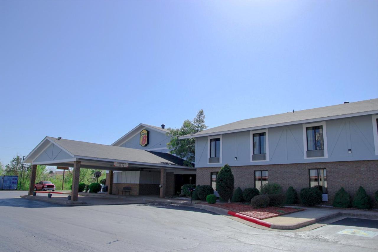 Motel Super 8 By Wyndham Harrison Ar Zewnętrze zdjęcie